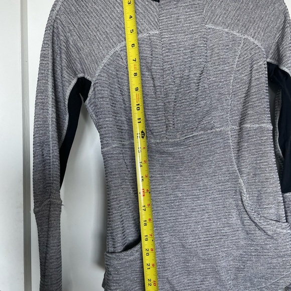 Lululemon Jacket - Picture 6 of 6